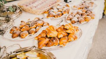 Petit déjeuner buffet compris tous les jours