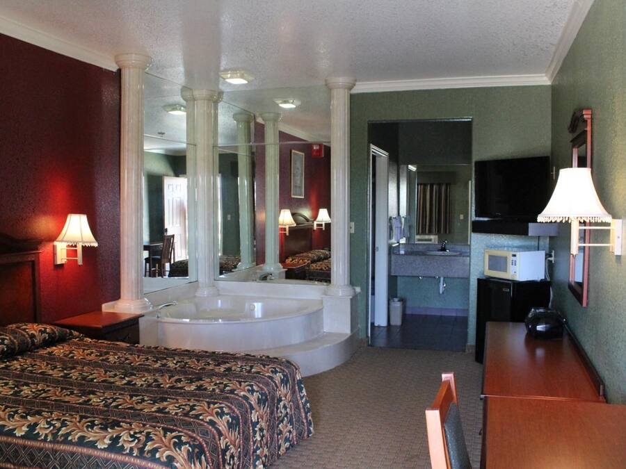 Soundproofing, iron/ironing board, free WiFi, bed sheets