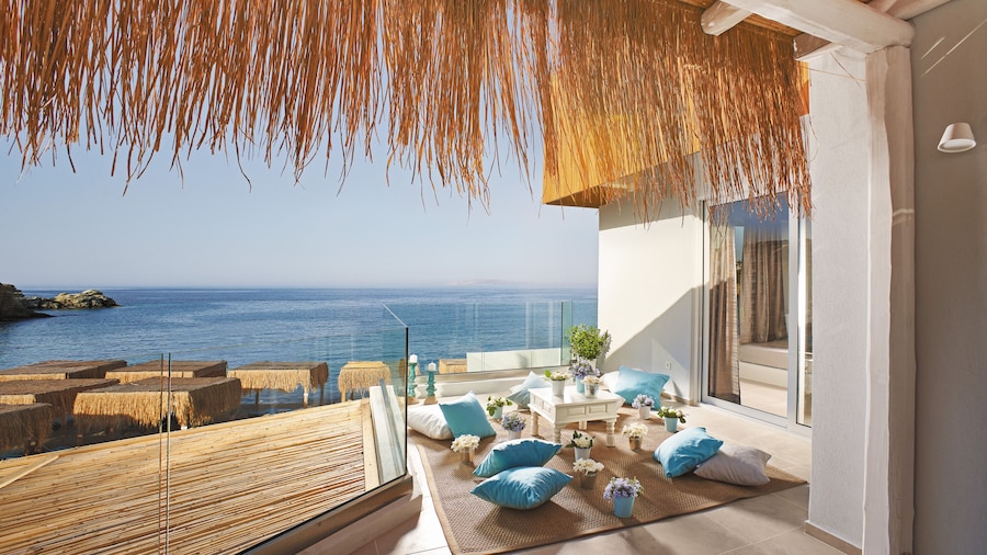 Out Of The Blue All Inclusive Resort & Spa