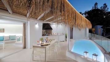 Larimar Four-Bedroom Beachfront Villa | 3 bedrooms, in-room safe, soundproofing, free WiFi