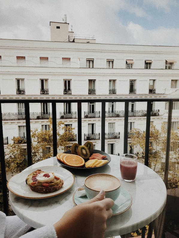 Deluxe Double Room, Terrace, City View | View from room