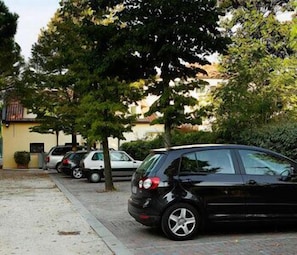 Free self parking - Hotel Antico Moro (Mestre)
