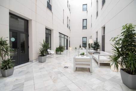 Petit Palace Marqués Santa Ana - view 2