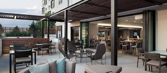 Courtyard Denver Airport at Gateway Park