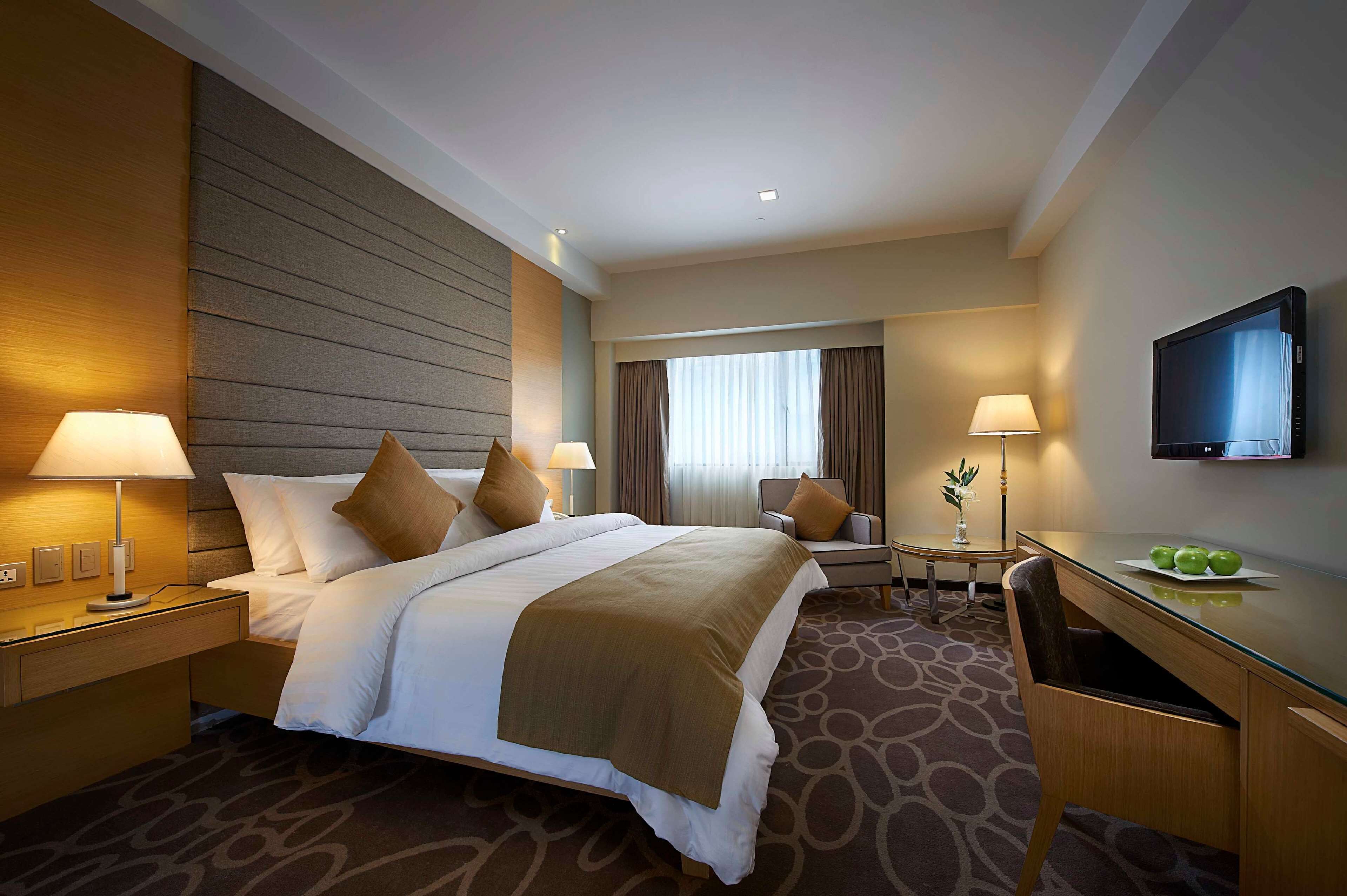 迷你吧、客房內保險箱、書桌、熨斗/熨衣板