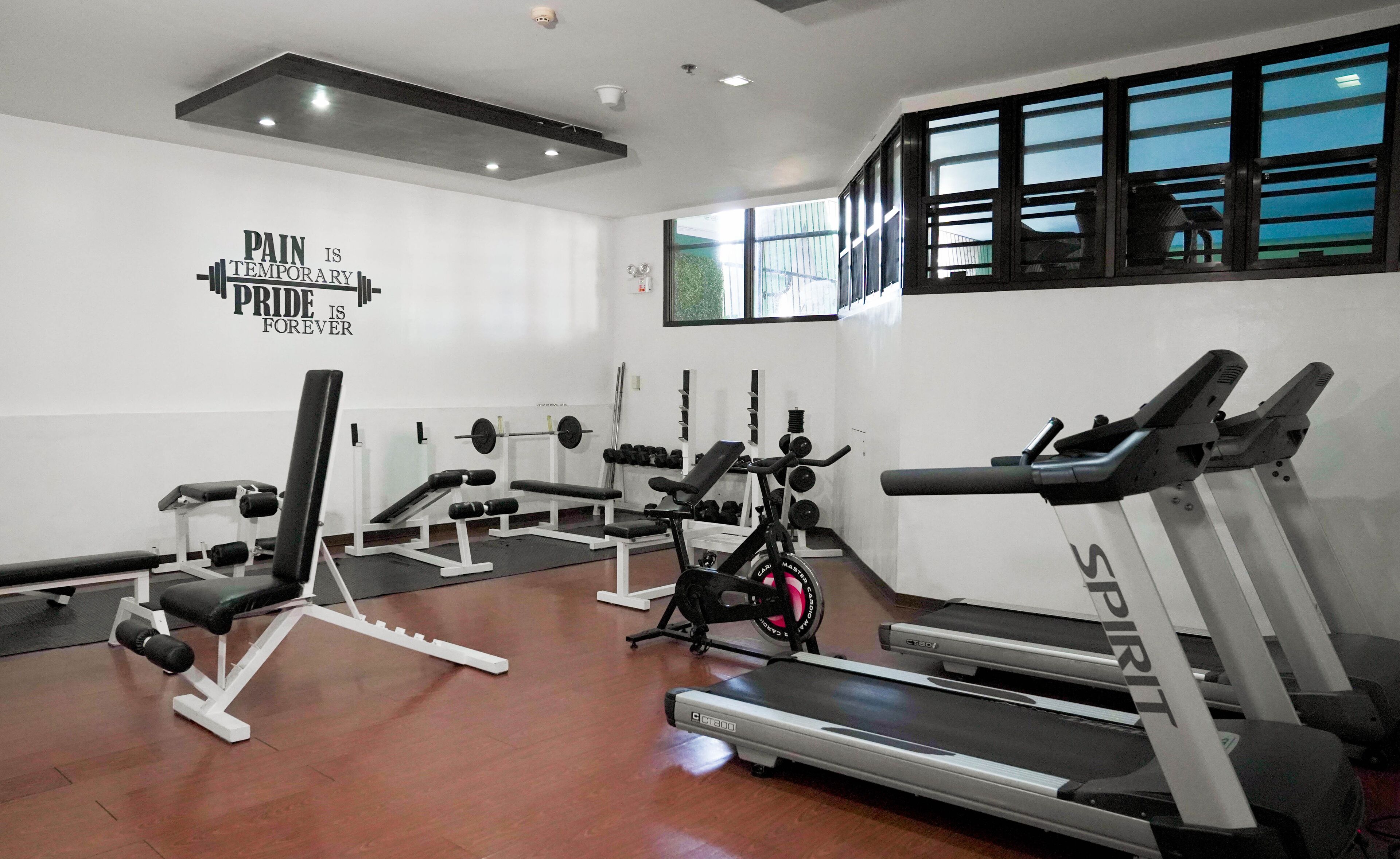 Photo - Berjaya Makati Hotel