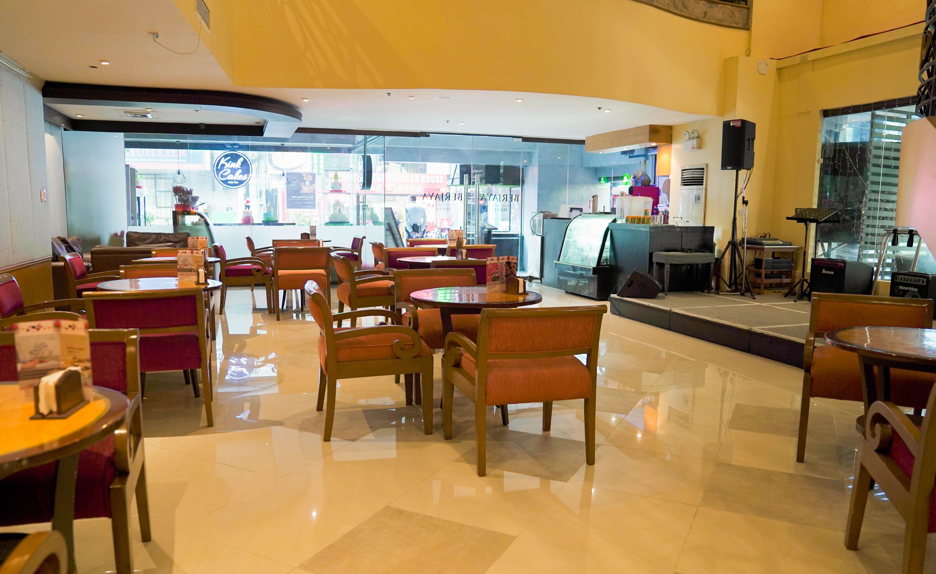 Photo - Berjaya Makati Hotel