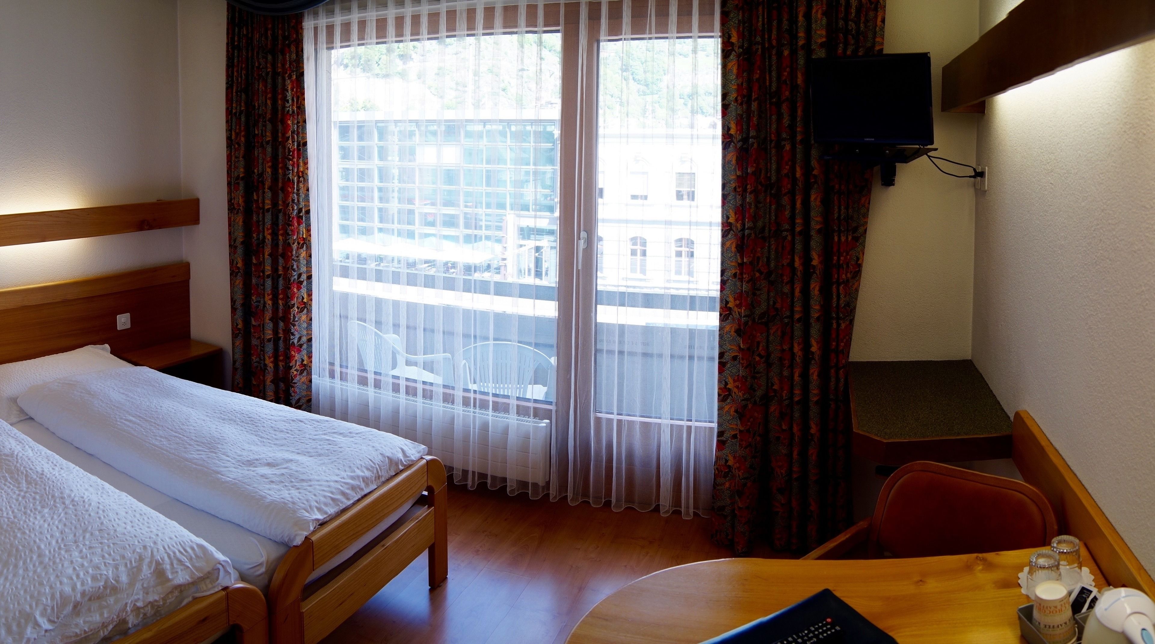 double room, bathtub | in-room safe, desk, laptop workspace, soundproofing