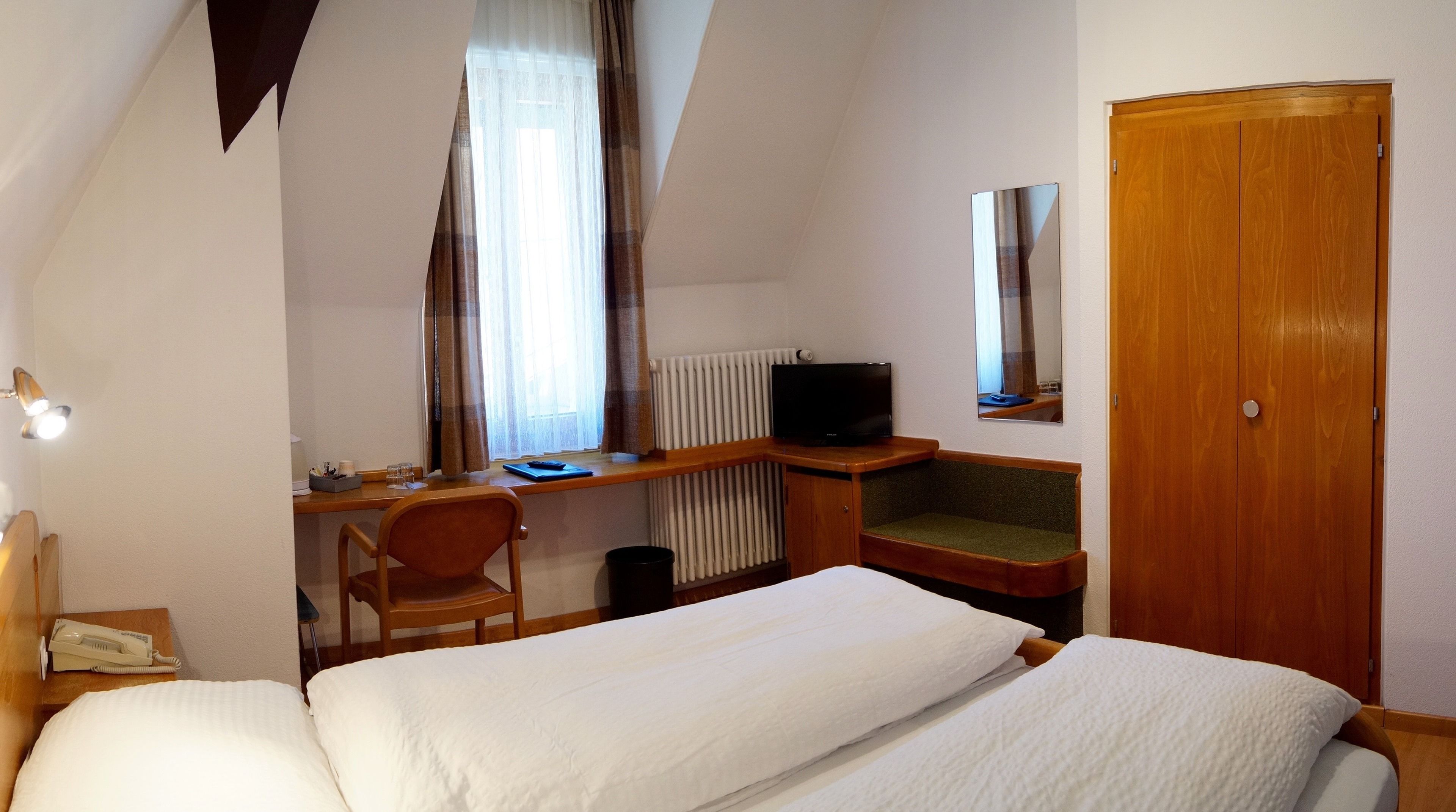 double room, bathtub | in-room safe, desk, laptop workspace, soundproofing