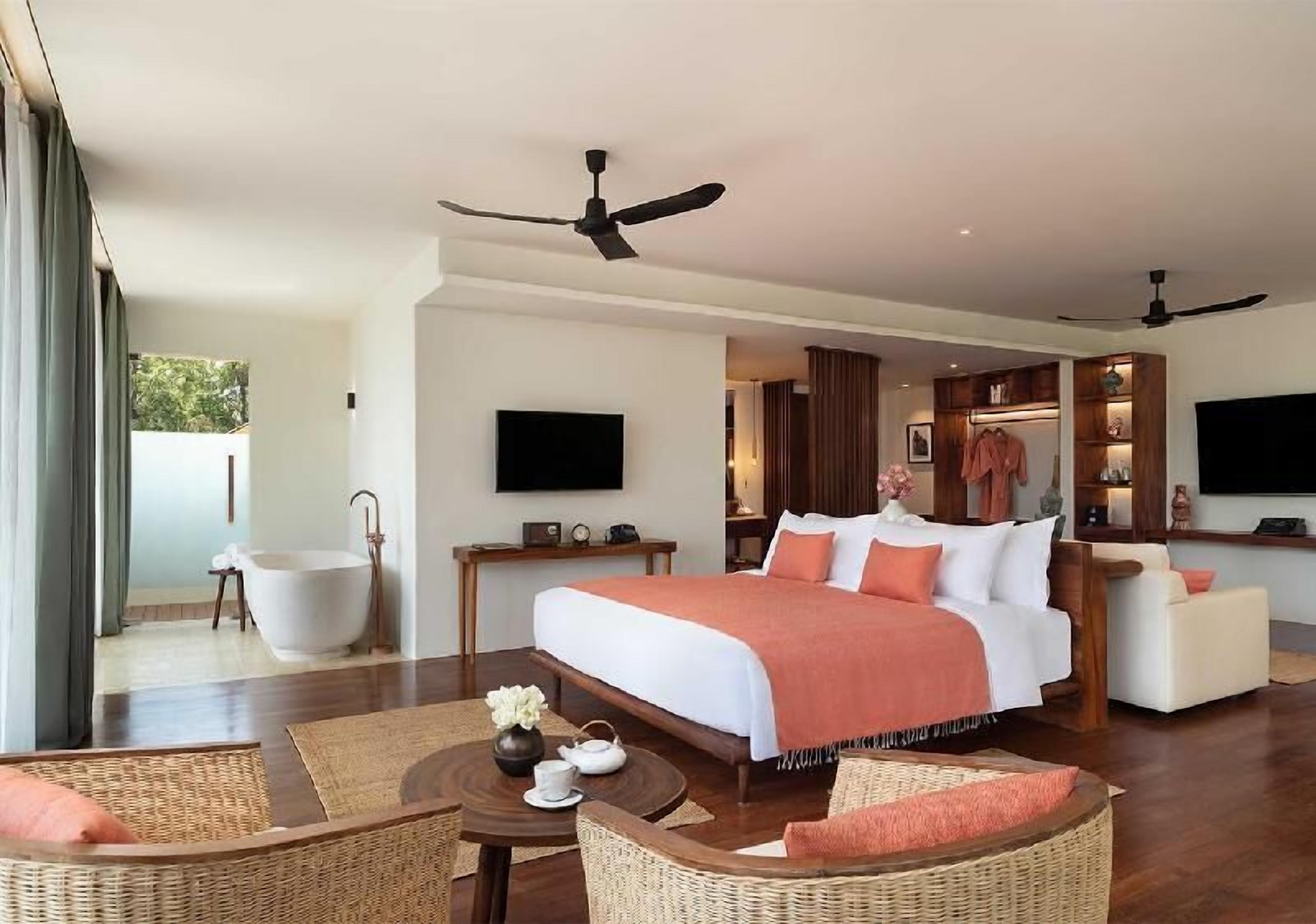 Ropa de cama de alta calidad y minibar con artículos gratuitos 