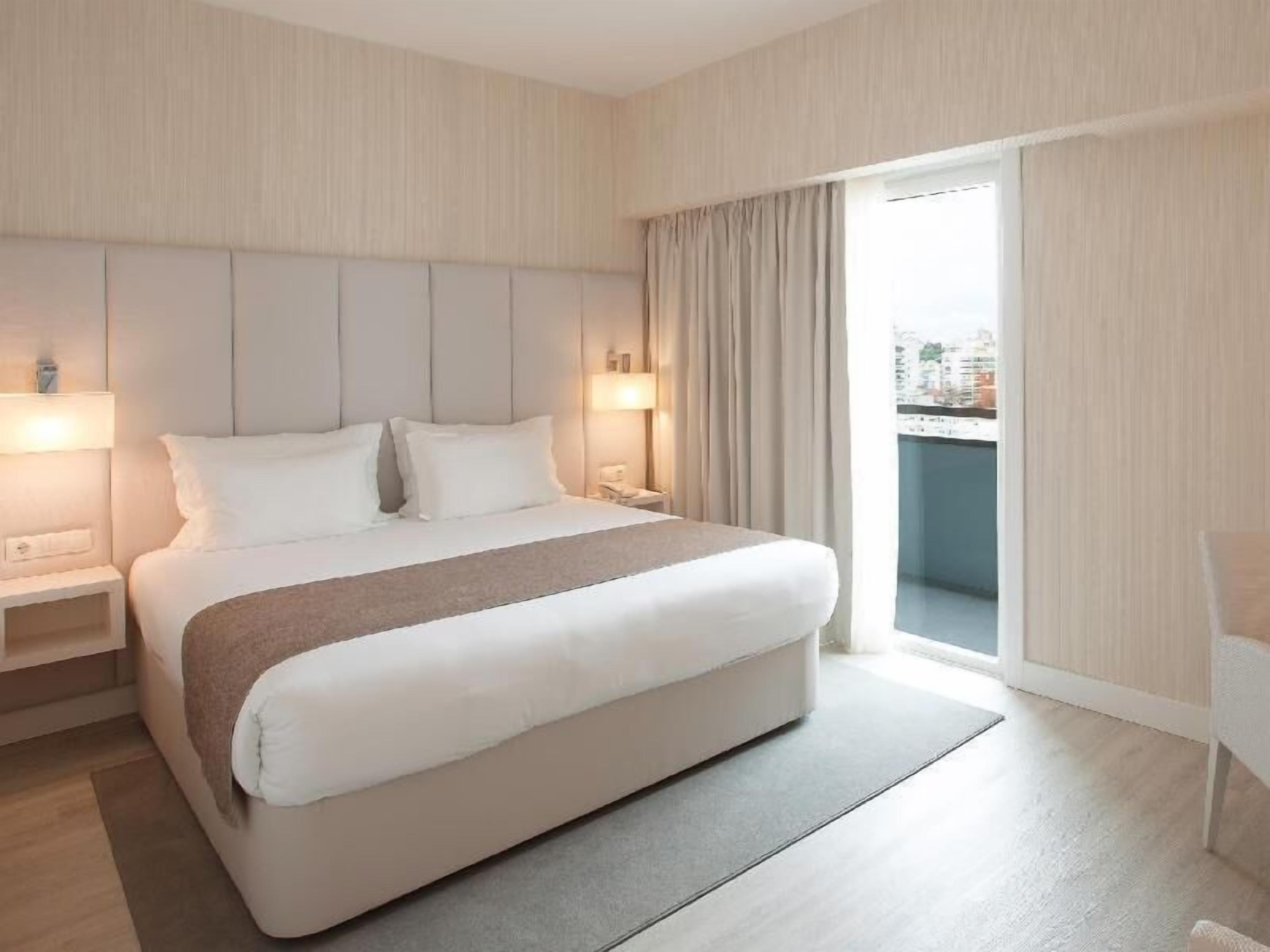 Minibar, in-room safe, desk, blackout curtains
