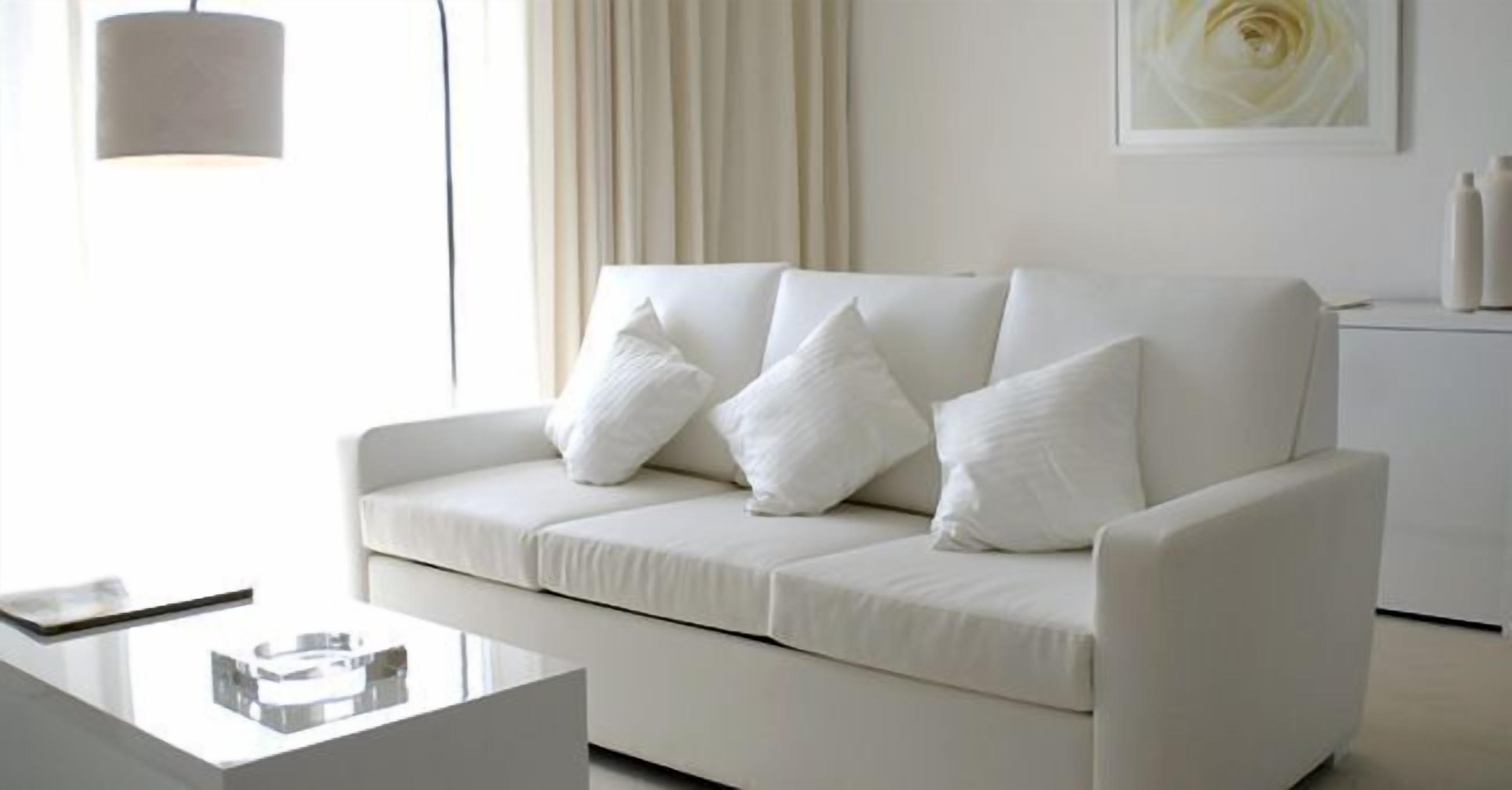 suite | living area | 55-inch led tv with cable channels, tv