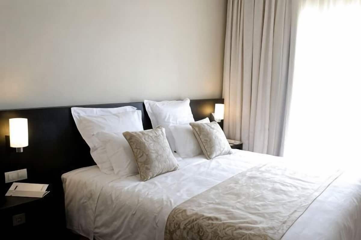 Minibar, in-room safe, desk, blackout drapes