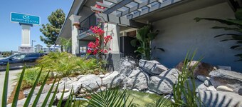 คอนติเนนตัล อินน์