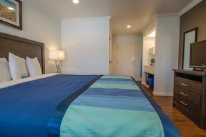 Desk, iron/ironing board, cots/infant beds, free WiFi