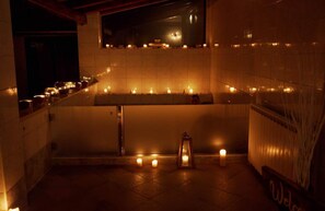 Aromatherapy, massages on the beach, massages