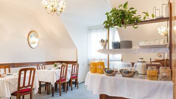 Gratis kontinental frukost varje dag