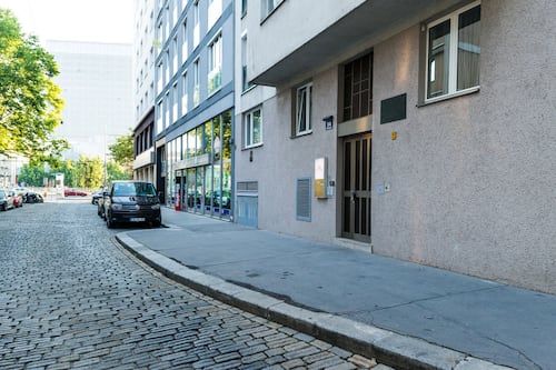 Entrée de l’hébergement