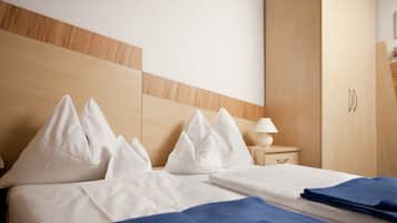 In-room safe, individually decorated, iron/ironing board, free WiFi