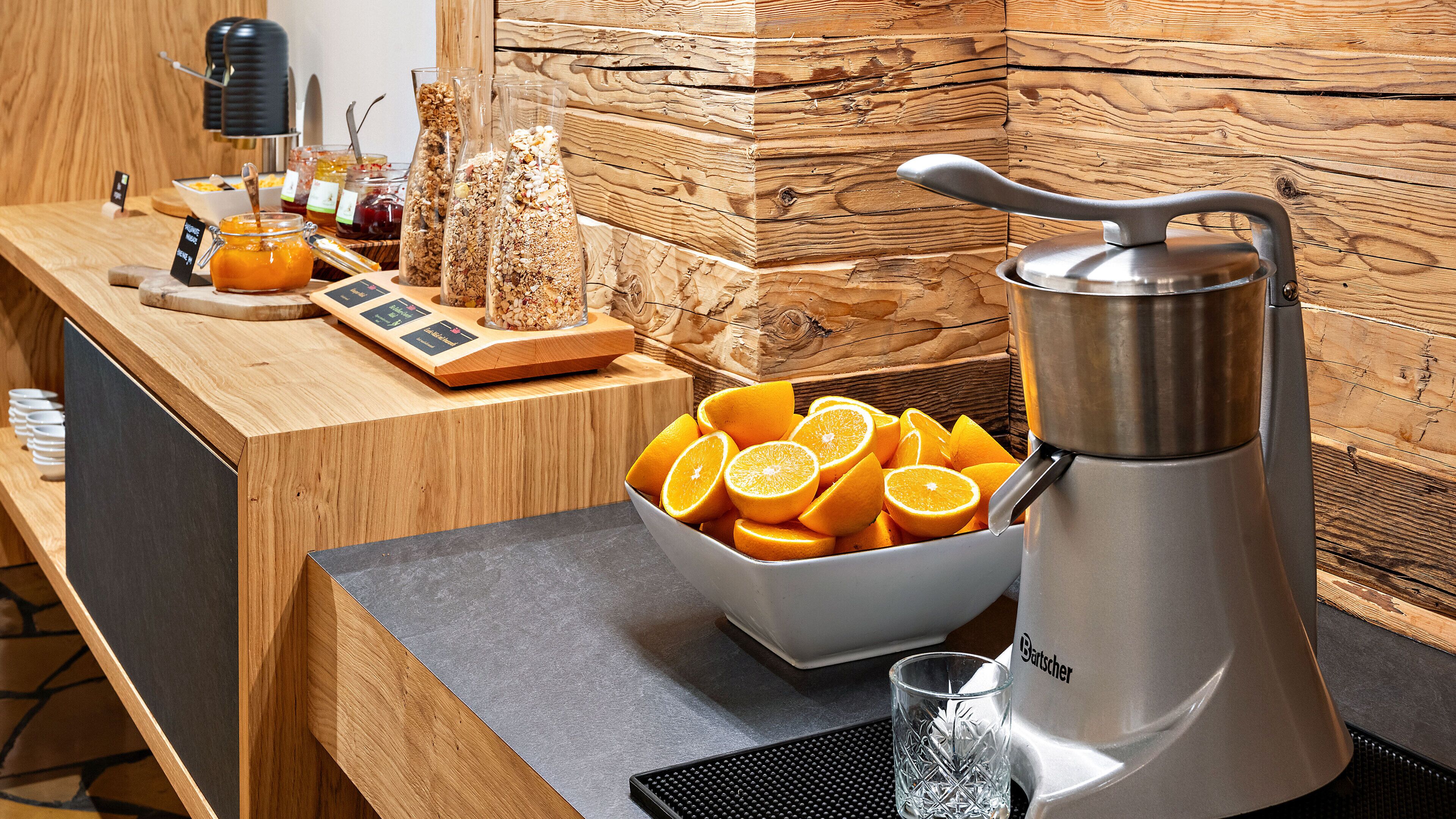 Photo - Alpen Hotel München