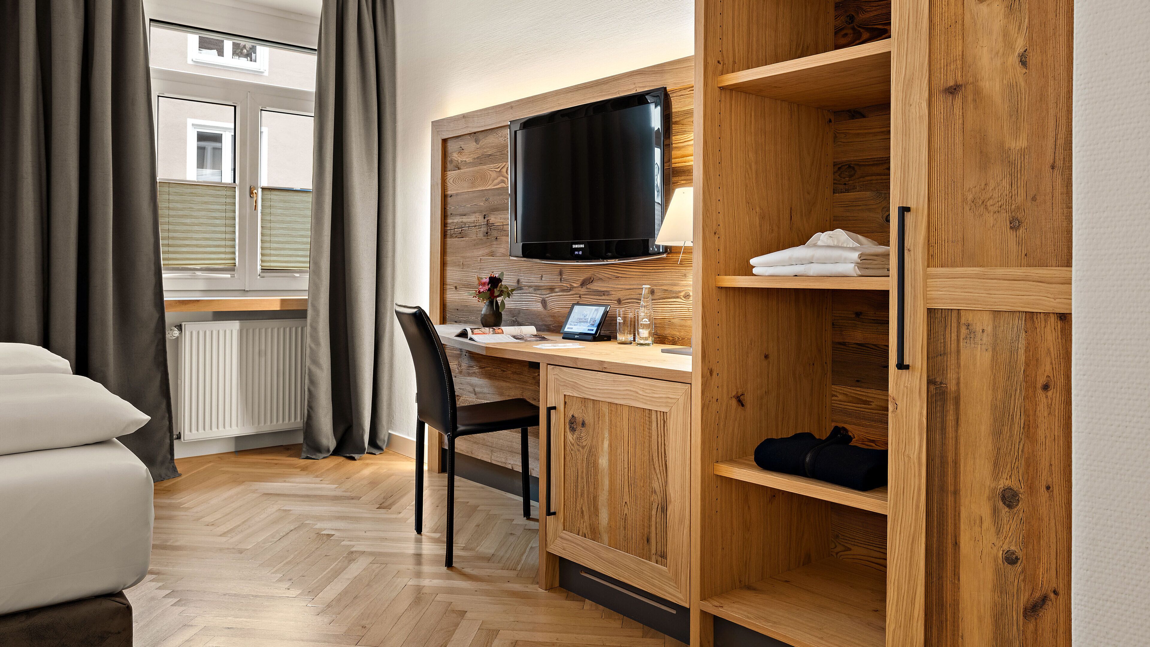 Photo - Alpen Hotel München