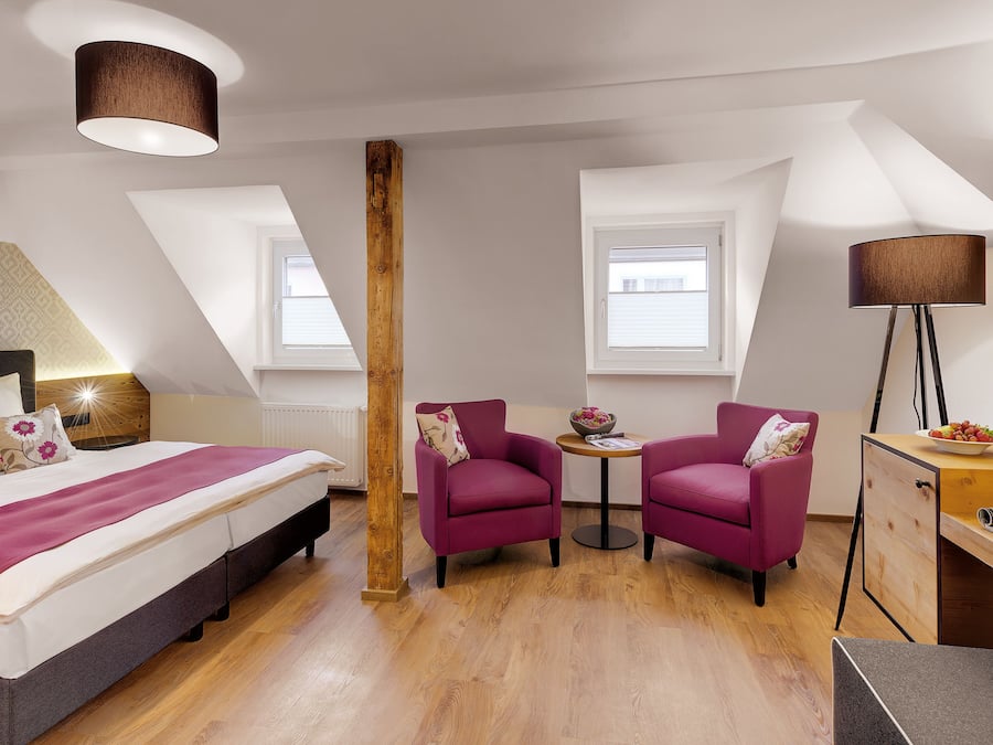 Deluxe Double Room (Alpenchic) | Premium bedding, down duvets, in-room safe, individually decorated