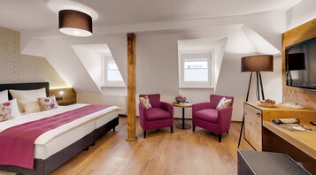 Deluxe Double Room (Alpenchic) | Premium bedding, down comforters, in-room safe, individually decorated