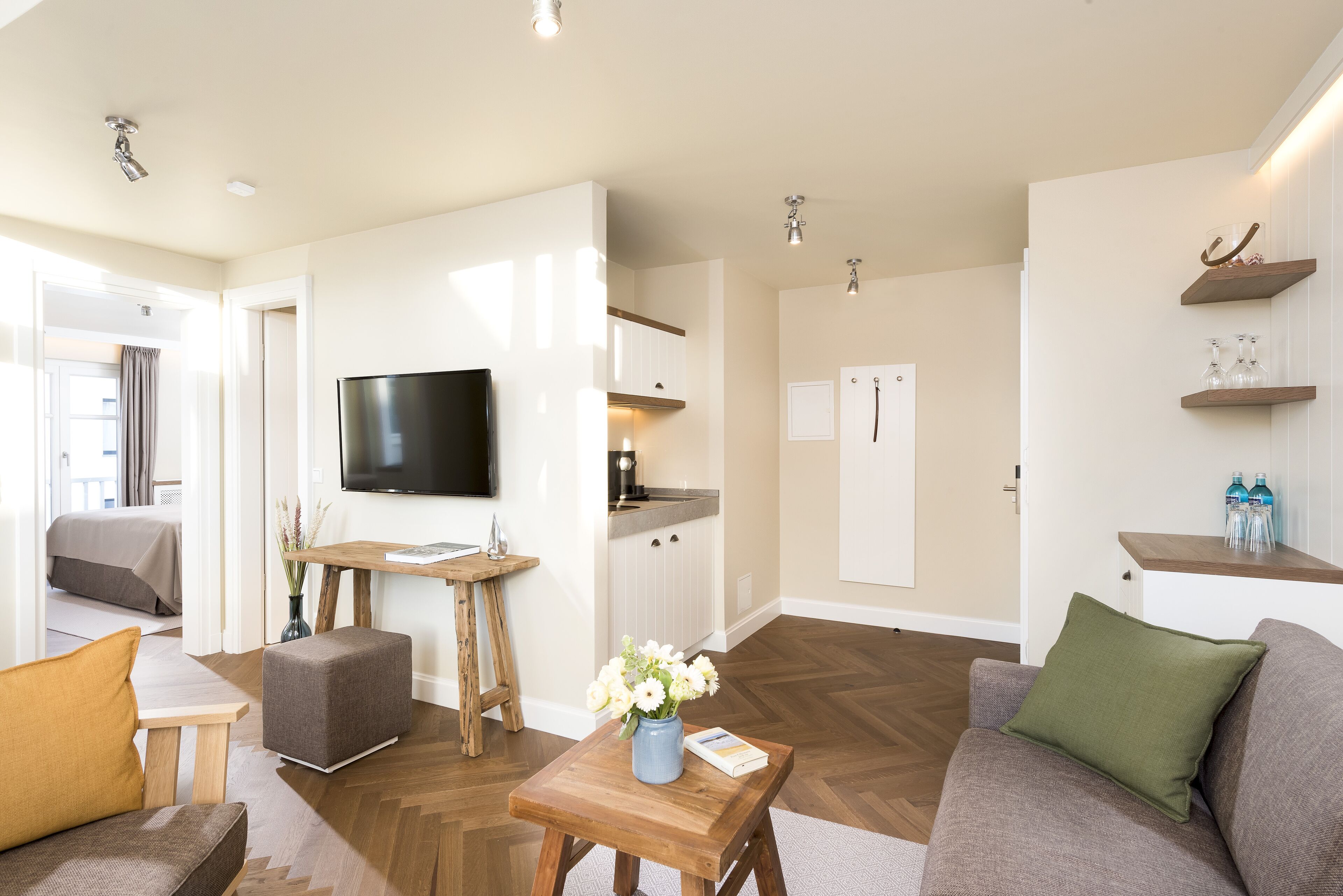 apartment | living area | 43-inch flat-screen tv with cable channels, tv, tablet