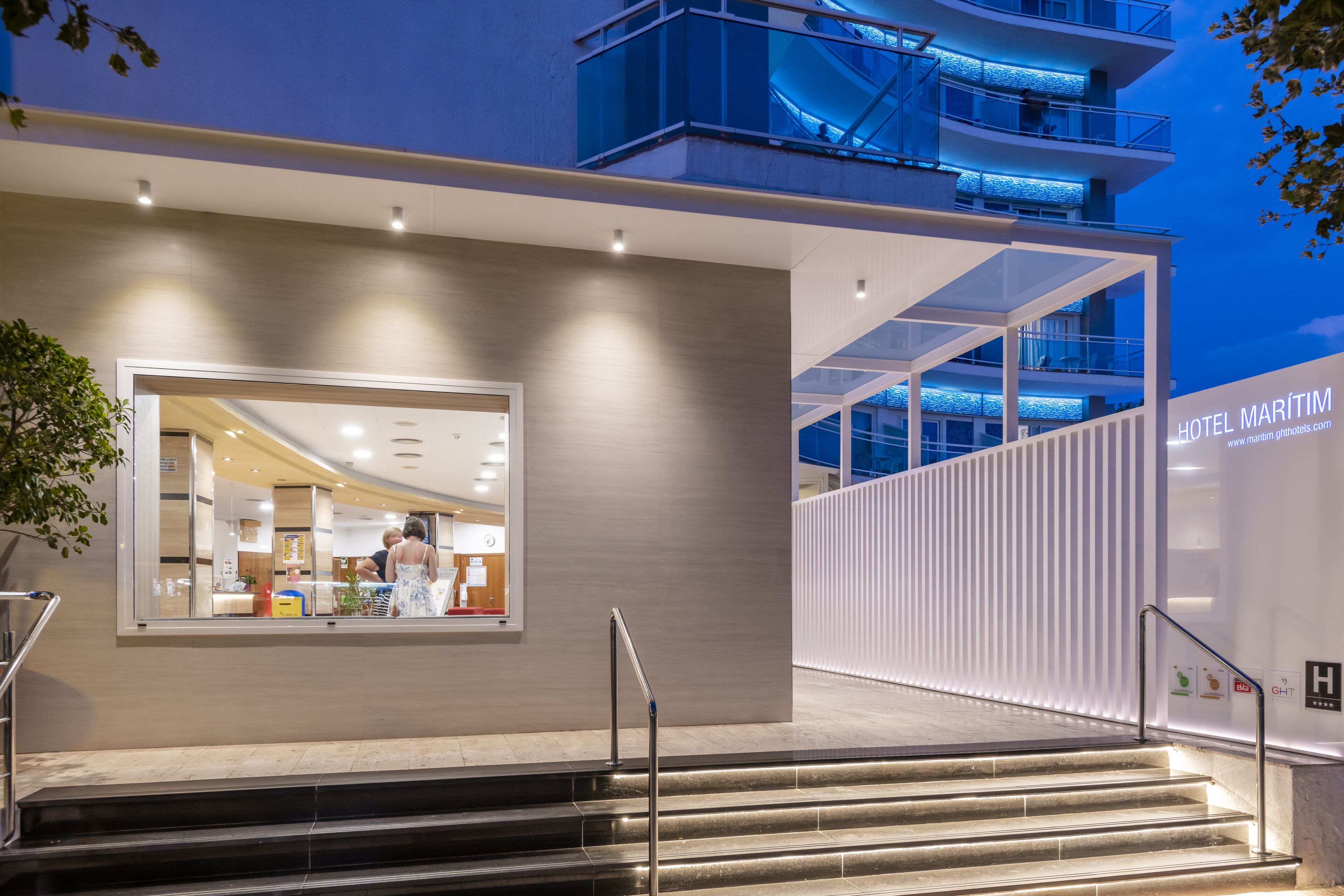 Front of property - evening/night