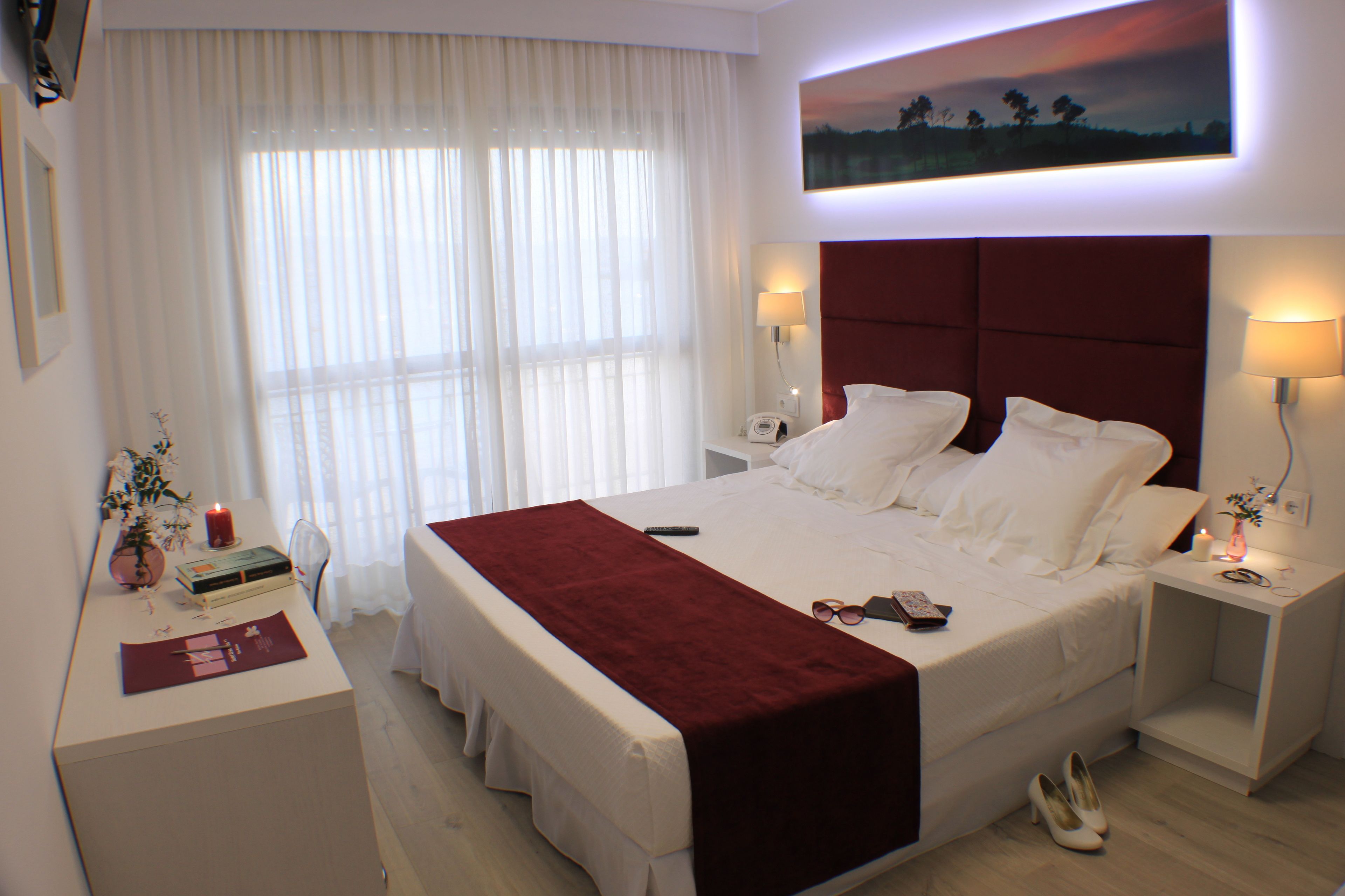 superior double or twin room, balcony, beach view | 1 bedroom, minibar, in-room safe, desk