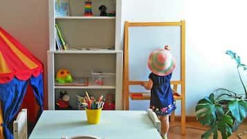 Área de juegos infantiles bajo techo