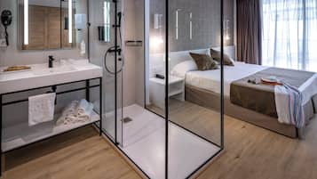 In-room safe, desk, blackout drapes, soundproofing