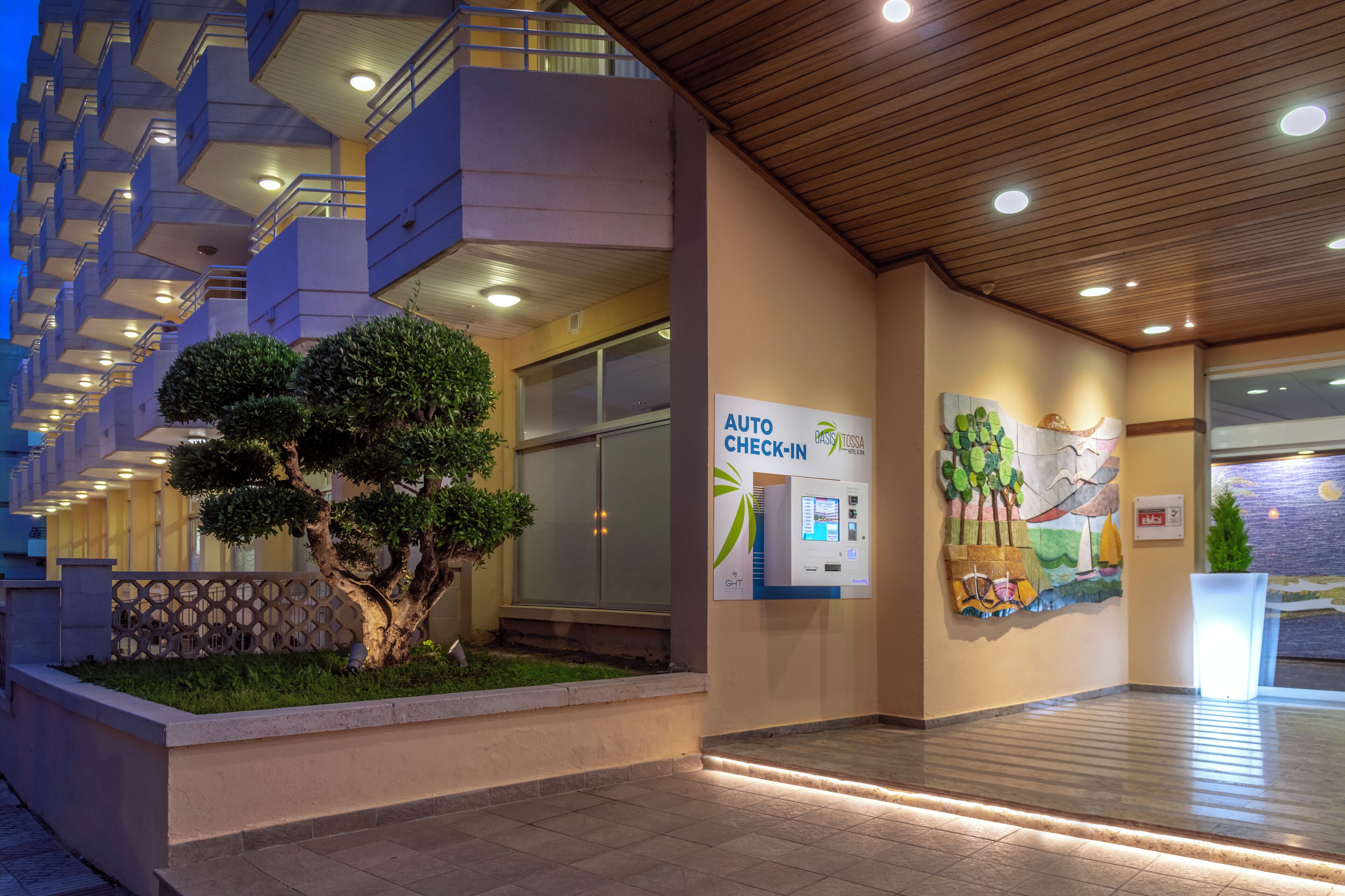 Photo - GHT Oasis Tossa & Spa