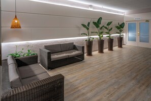 Lounge i lobbyen