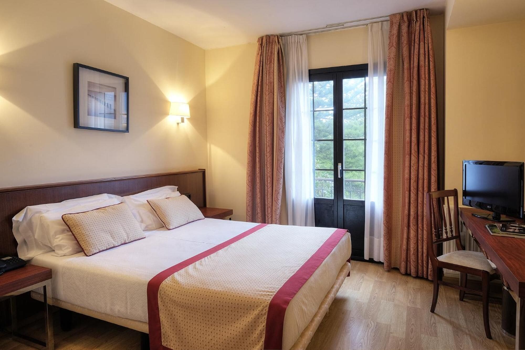 Photo - Palacio Arias