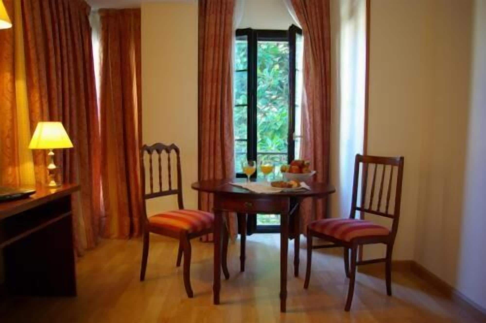 Photo - Palacio Arias