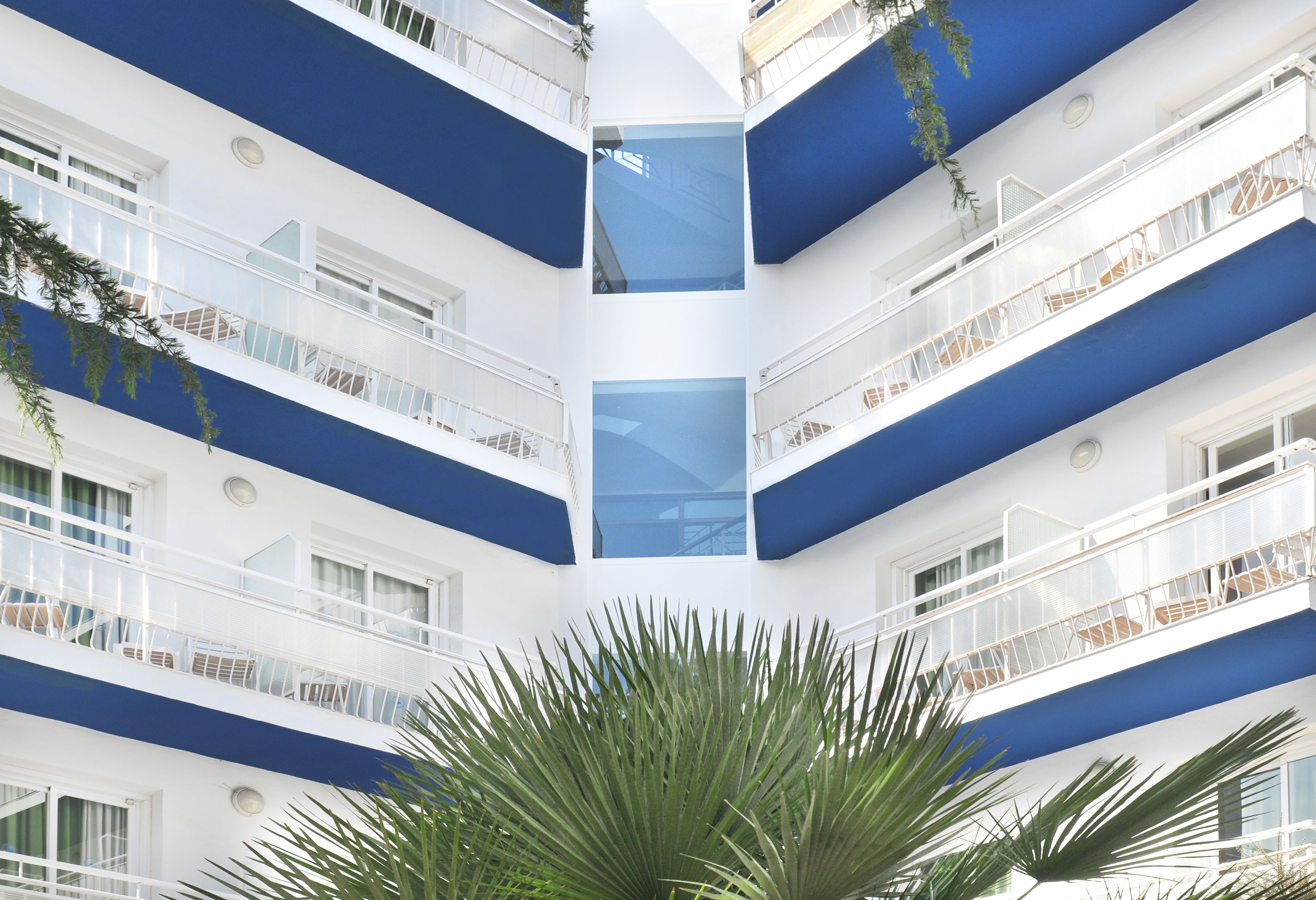 Photo - GHT Balmes, Hotel-Aparthotel&SPLASH