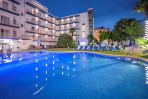 2 outdoor pools, open 10:00 AM to 8:00 PM, pool umbrellas, sun loungers