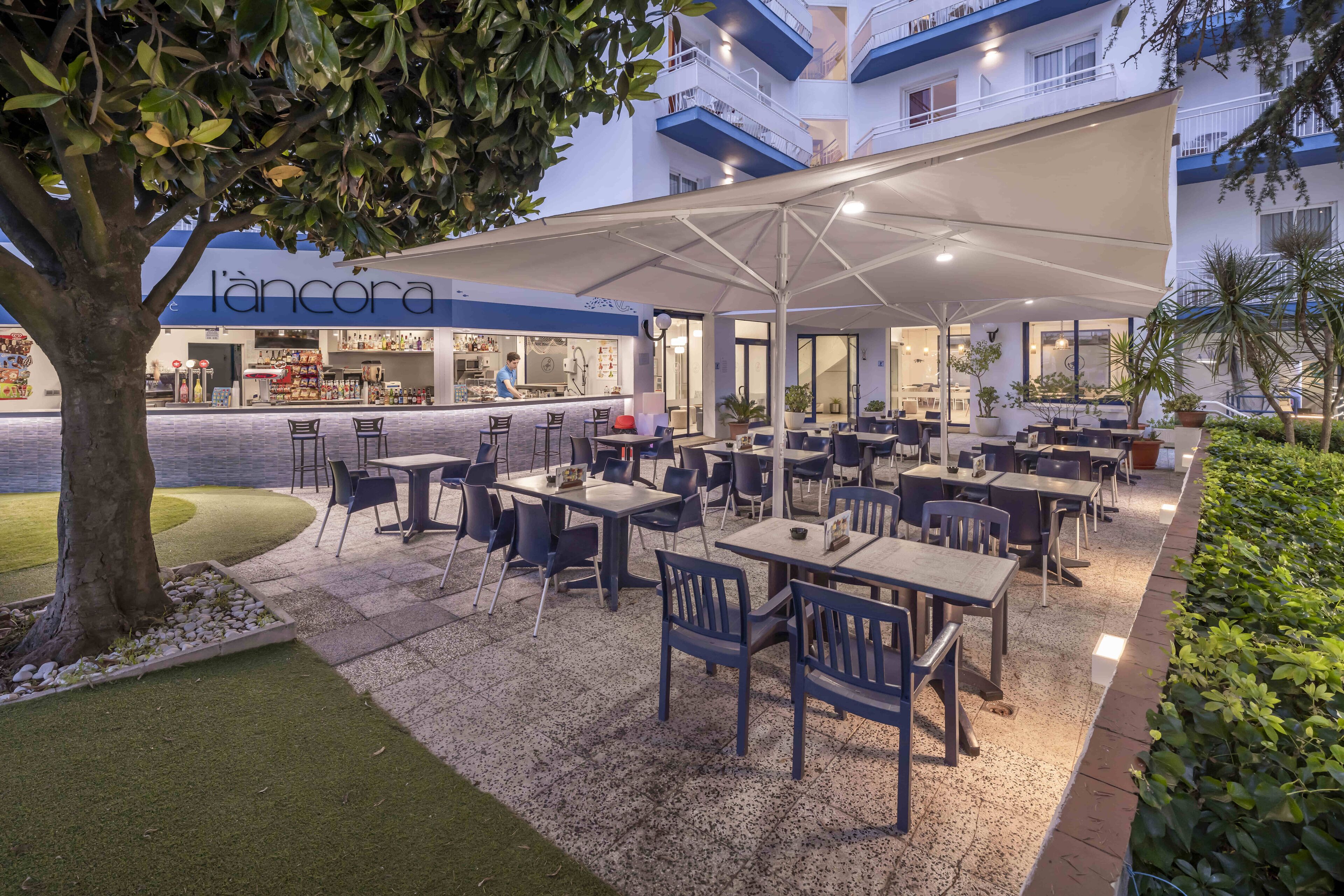 Photo - GHT Balmes, Hotel-Aparthotel&SPLASH