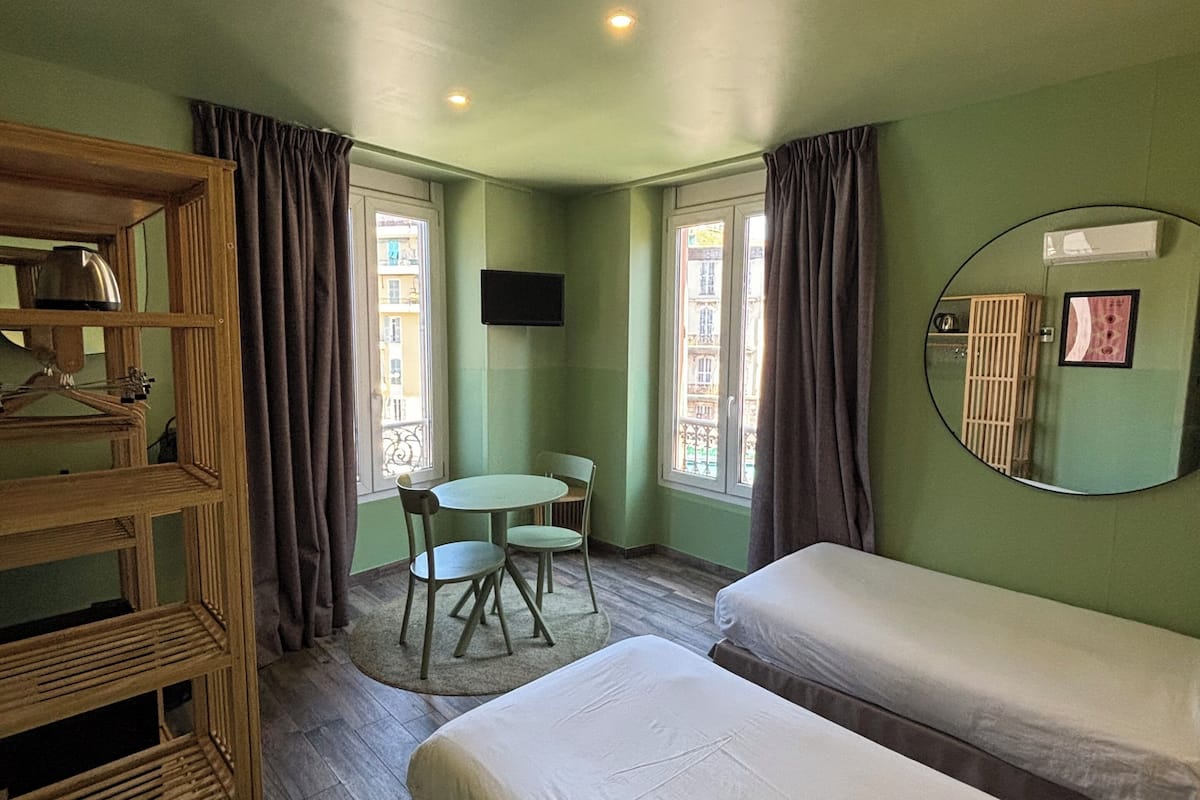 Standard Room, 2 Single Beds | Desk, soundproofing, iron/ironing board, rollaway beds