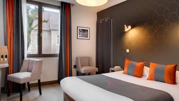 Tweepersoonskamer | Luxe beddengoed, een kluis op de kamer, individueel gemeubileerd