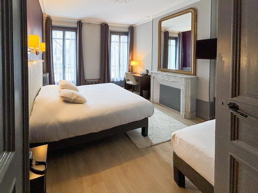 Le Jacquemart by null