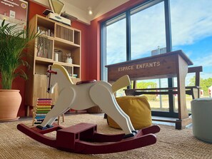 Children's area - greet Hotel Dijon Sud Longvic (Longvic)