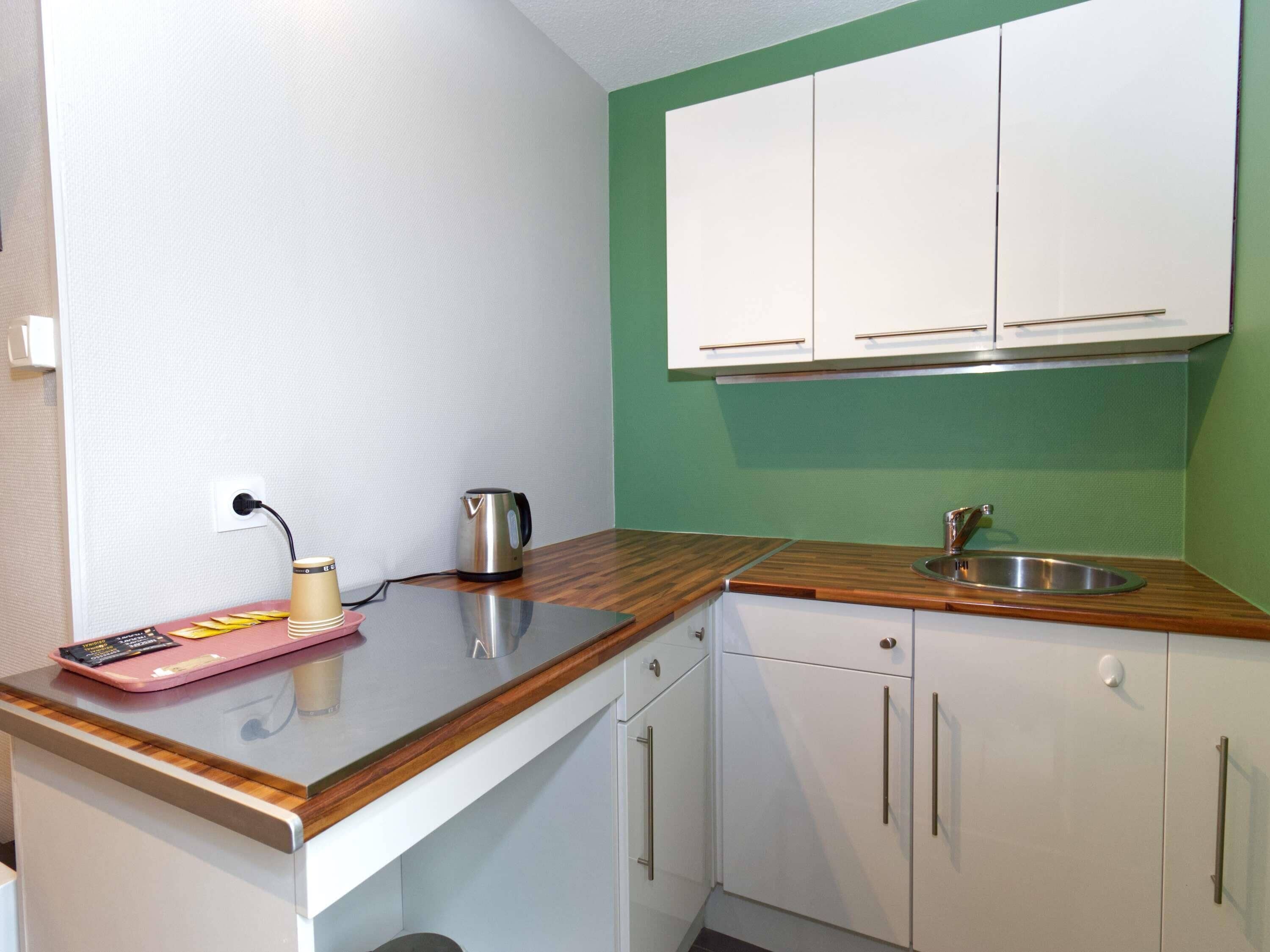 Premium bedding, in-room safe, individually furnished, desk