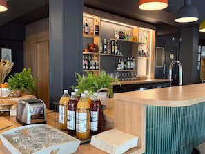 Bar (on property) - greet Hotel Dijon Sud Longvic (Longvic)