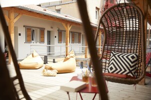 Superior Room, 1 King Bed, Non Smoking, Courtyard View | Terrace/patio