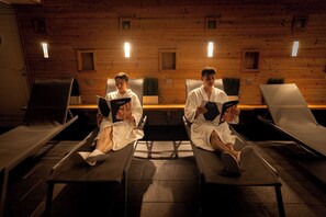 Sauna, hot tub, steam room, Turkish bath, body treatments - Château & Spa de la Commanderie (Eybens)