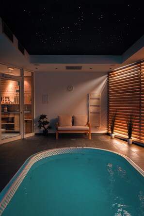 Sauna, hot tub, steam room, Turkish bath, body treatments - Château & Spa de la Commanderie (Eybens)
