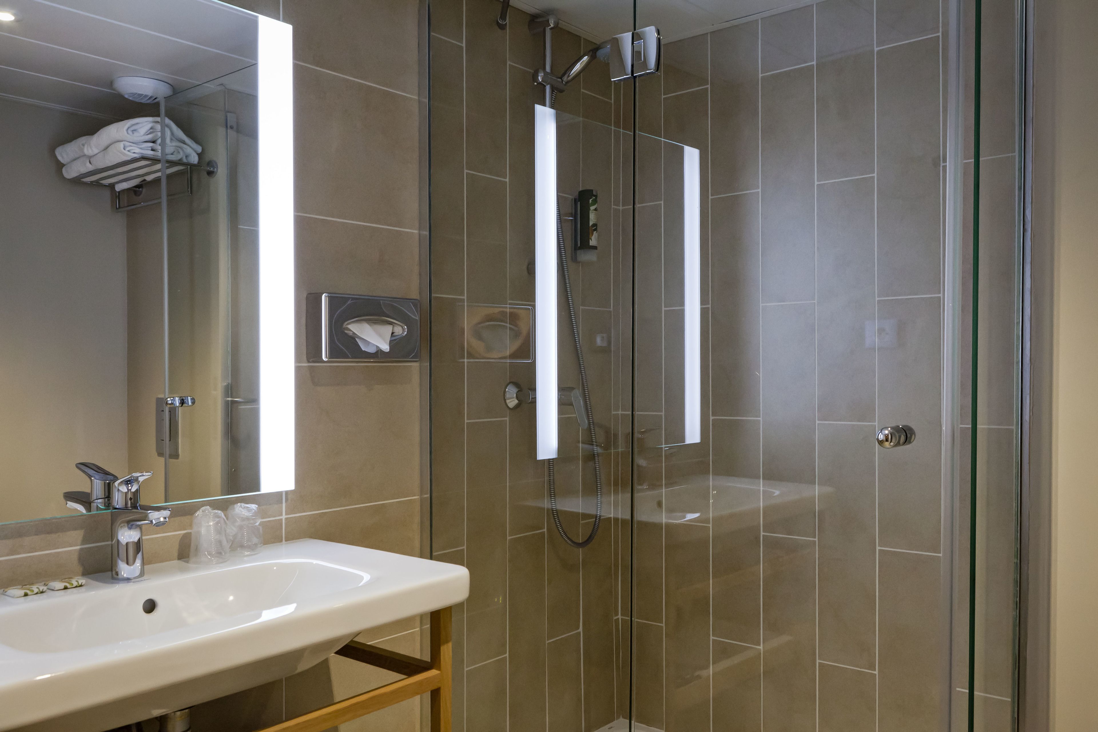 Photo - Hotel Des Remparts Perrache