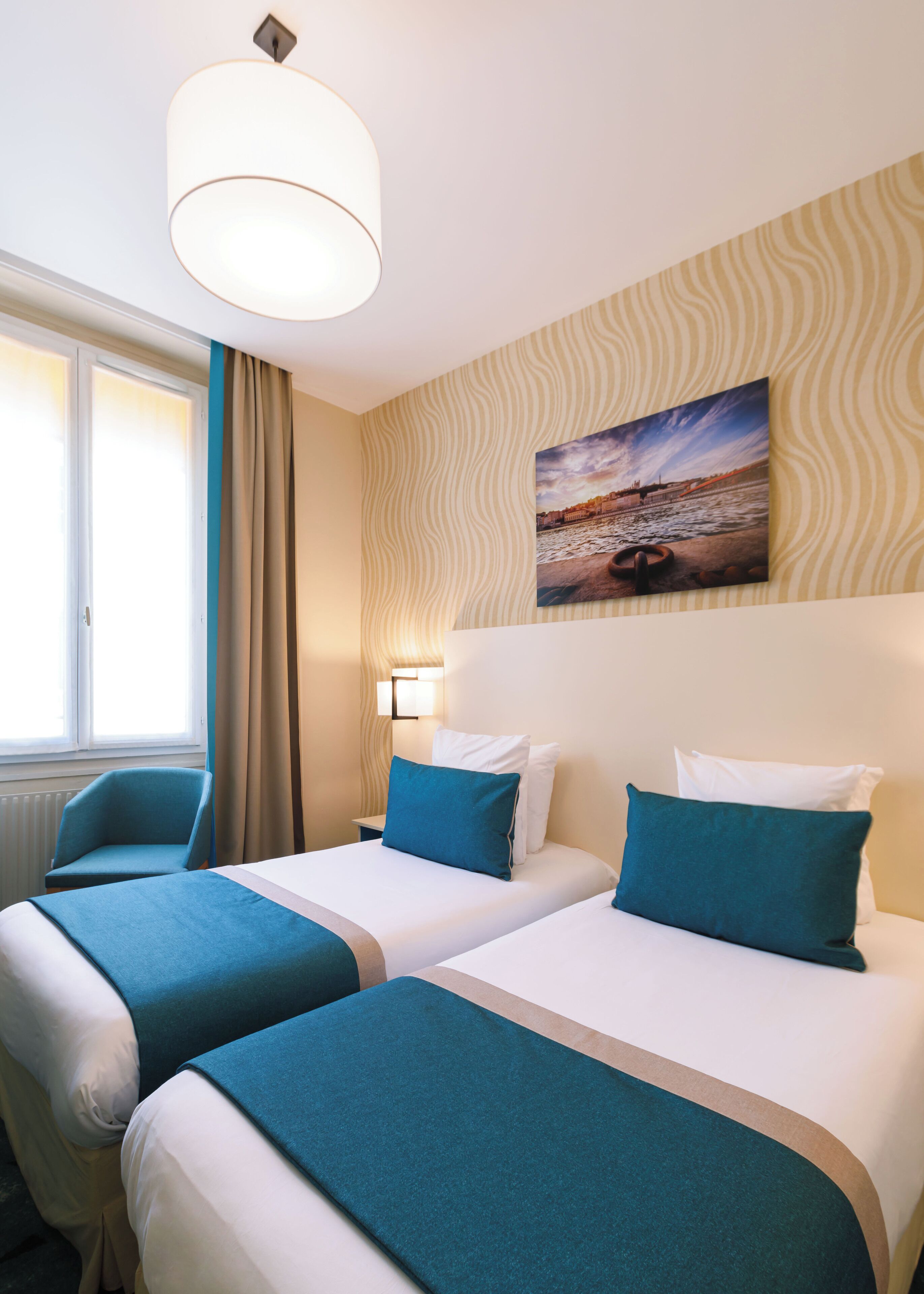 Comfort Double or Twin Room | Desk, soundproofing, free WiFi, bed sheets